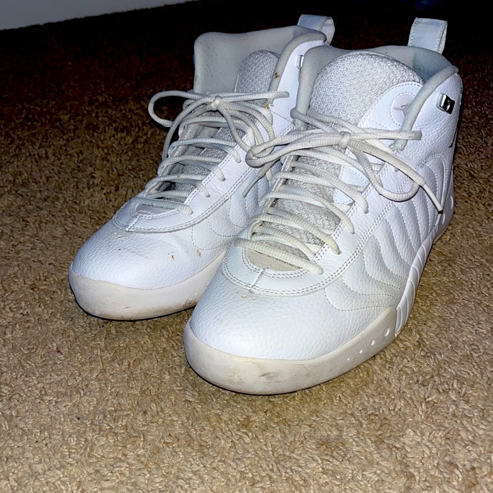 JORDANS 11.5 WHITE